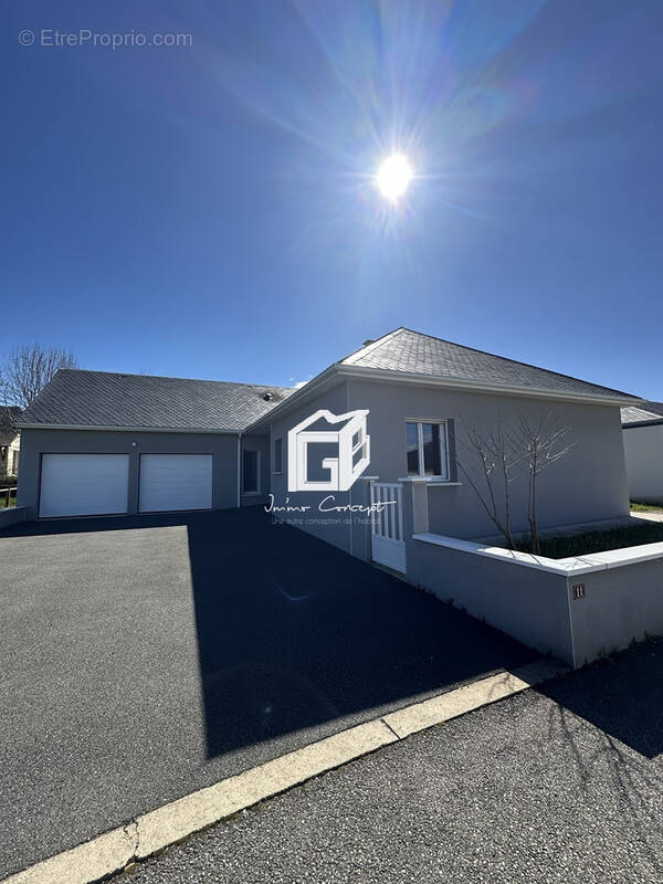 Maison à AGEN-D'AVEYRON