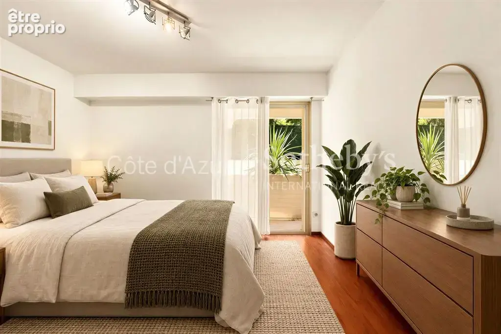 Le Cannet résidentiel, appartement à rénover avec terrasse, piscine et vue sur la mer - photo 14