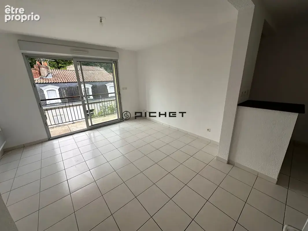 Appartement dernier étage avec terrasse - Parking réservé en sous sol - photo 8
