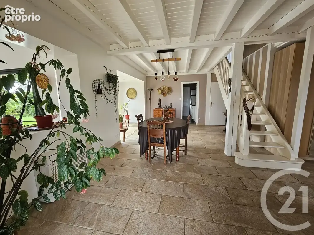 Maison 6 pièces 214 m² à vendre à Habas (40290) - photo 2