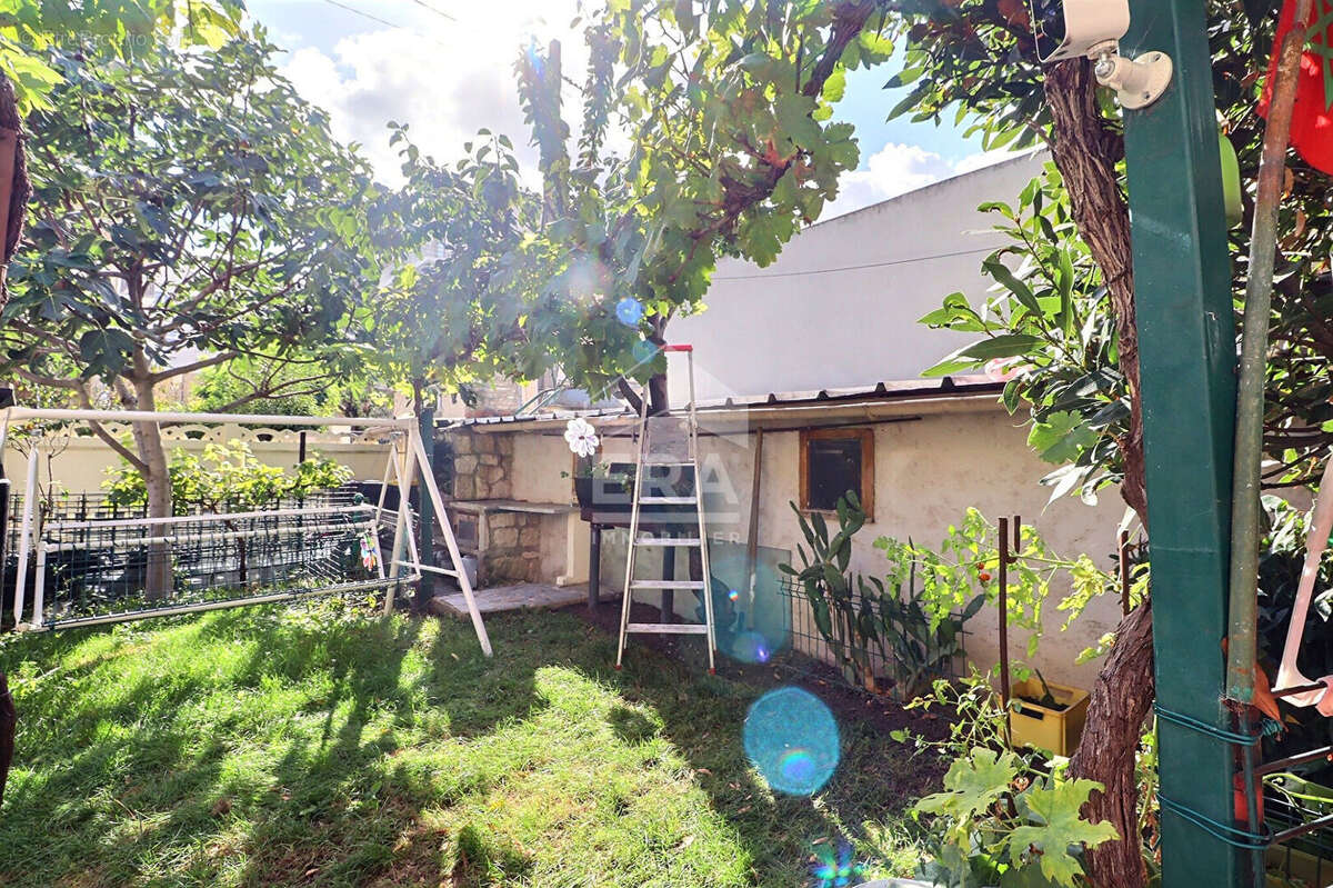 Maison à SAINT-DENIS