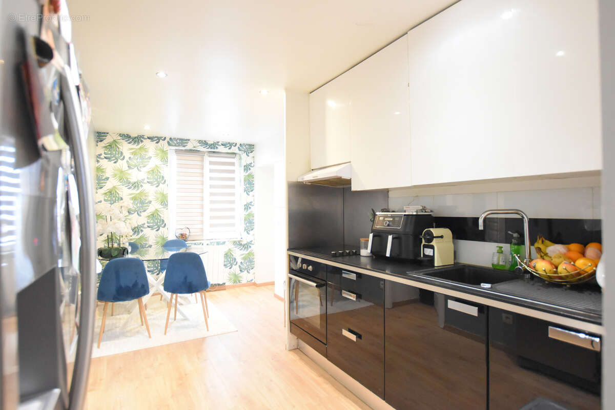 Appartement à LES ESSARTS-LE-ROI