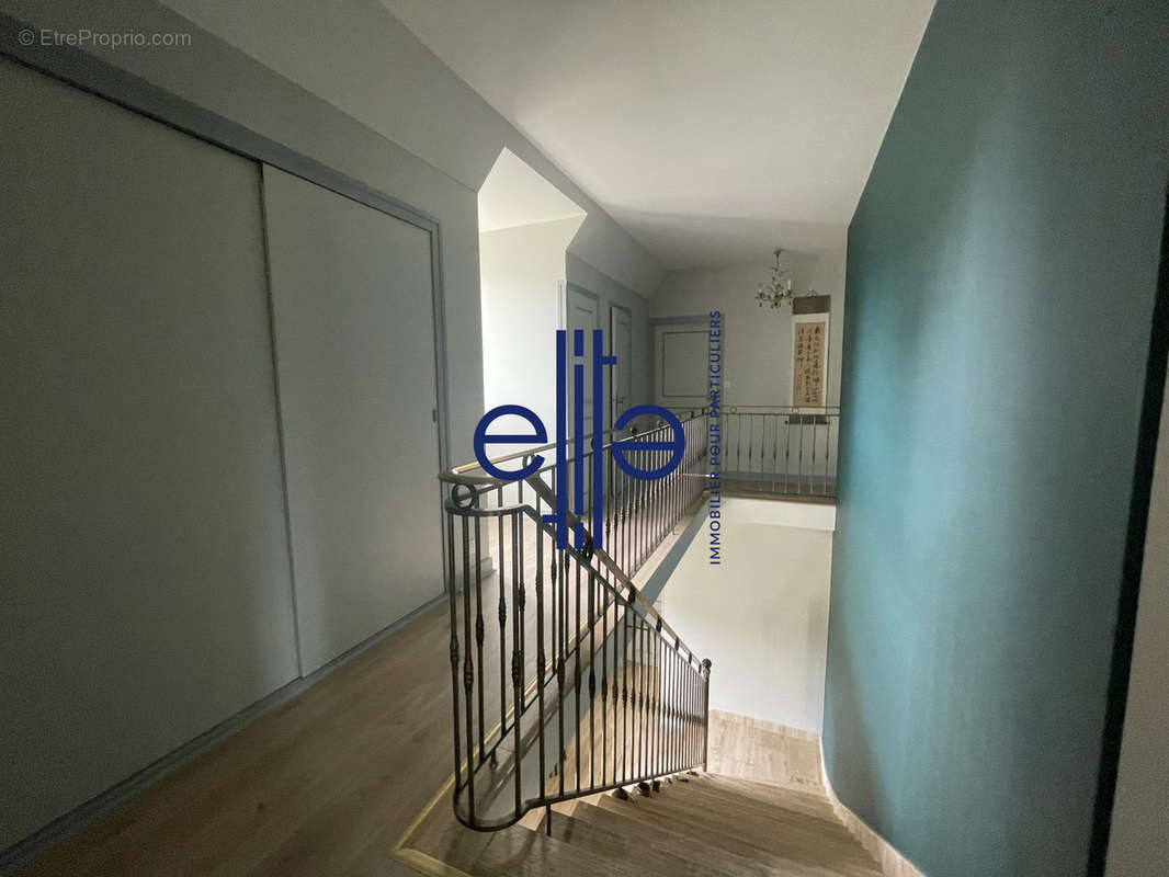 Maison à COULOUNIEIX-CHAMIERS