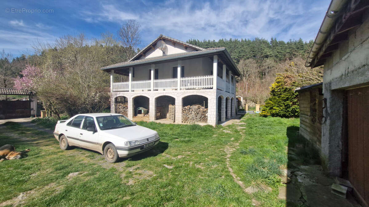 Maison Yssingeaux 4 pièces 115m² - photo 4