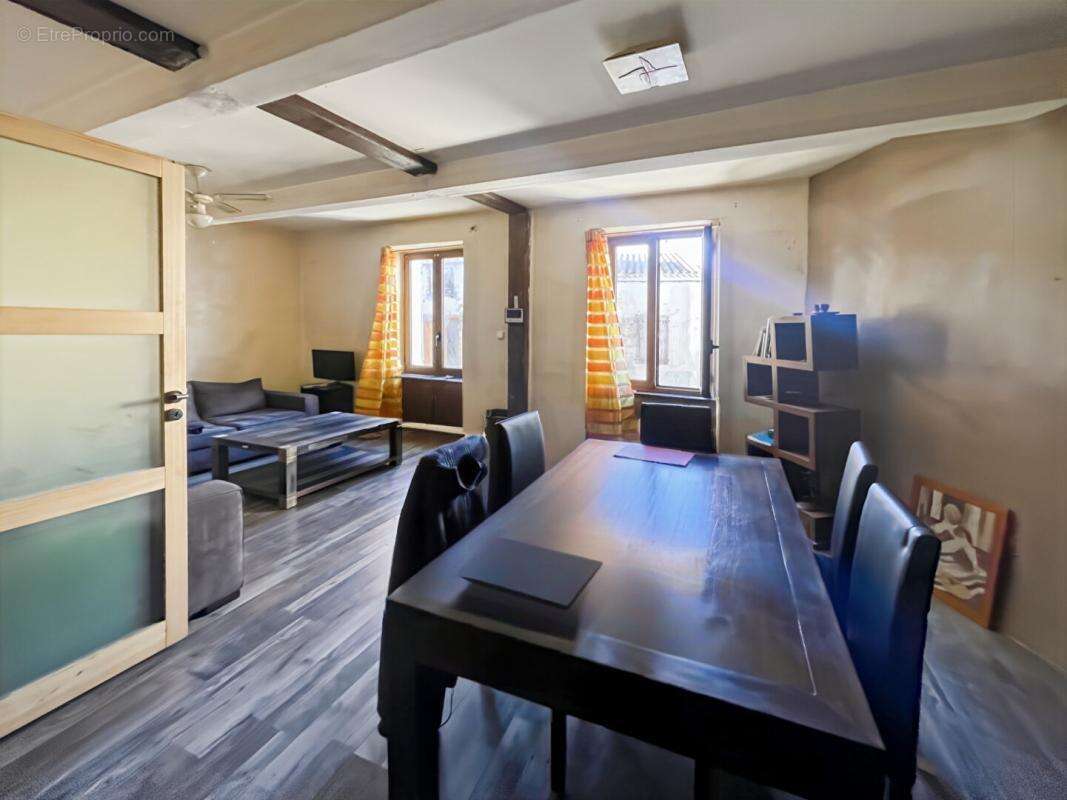 Exclusivité  maison de village à rénover 105 m²  3 chambres - photo 6