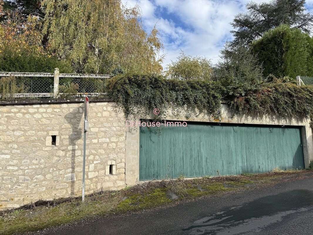 Maison à CHATELLERAULT