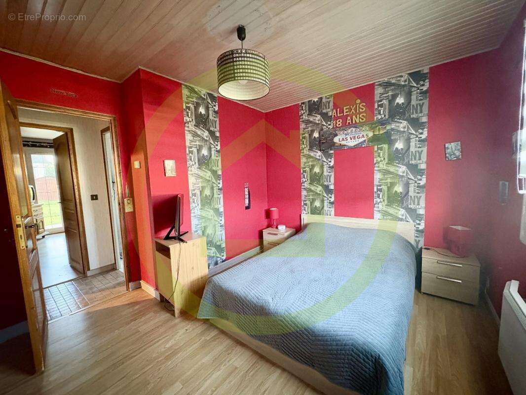 Maison à BEVILLE-LE-COMTE