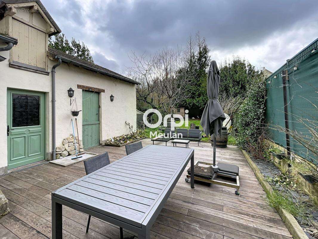 Maison à HARDRICOURT