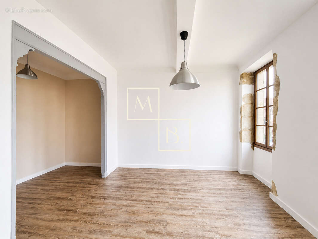 Appartement à GEAUNE