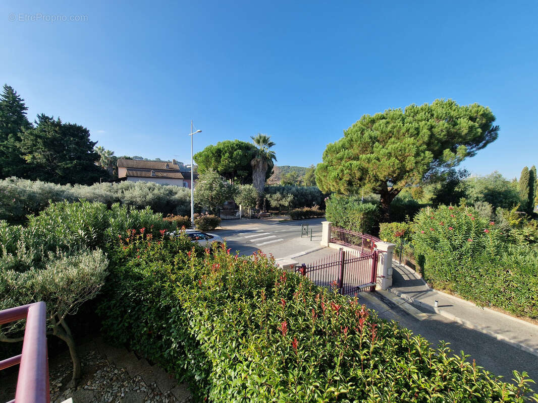 Appartement à HYERES