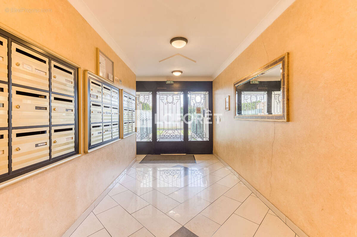 Appartement à PONTAULT-COMBAULT