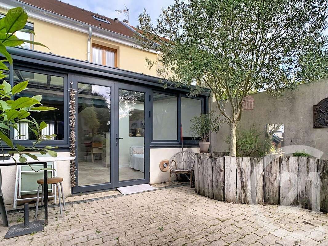 Maison à LA CHAPELLE-GAUTHIER