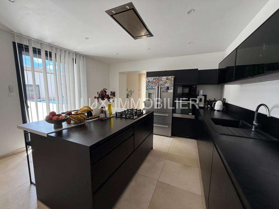 Tarascon - maison contemporaine - piscine - calme - annexes - photo 4