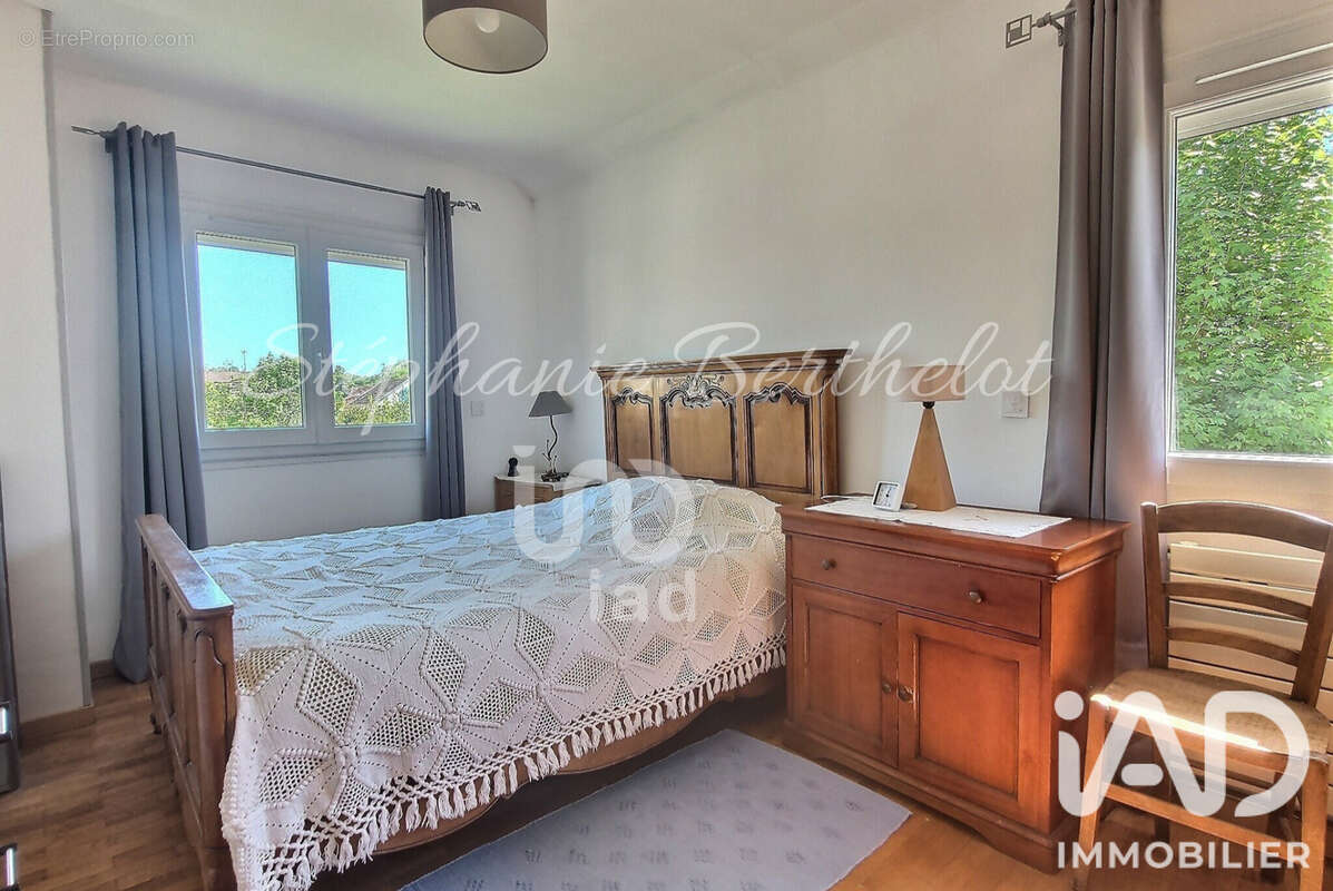 Maison 134 m² à Claye-Souilly  - photo 9