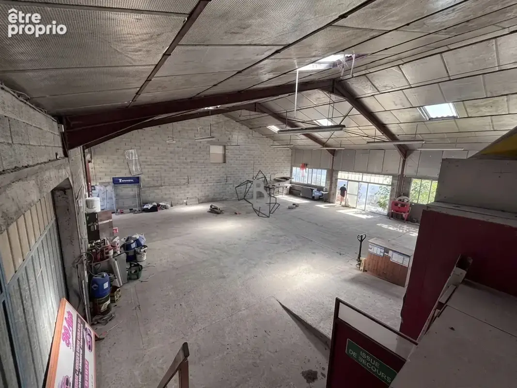 Local professionnel - 300 m2 - REQUISTA - photo 6