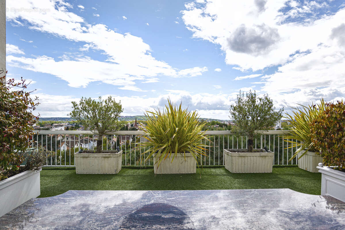 Cote pavee beau duplex 185 m2  avec terrasse 160m2 - photo 13
