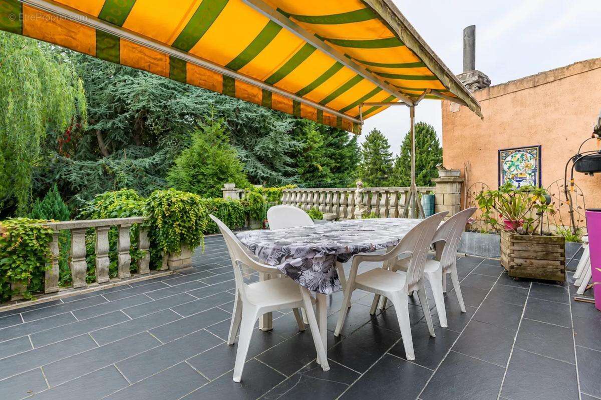 Appartement à Wingles avec terrasse - 110m2 - photo 2