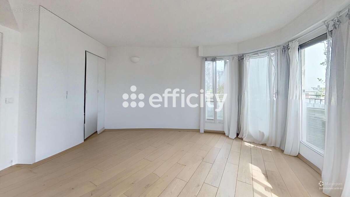 Appartement à PARIS-7E