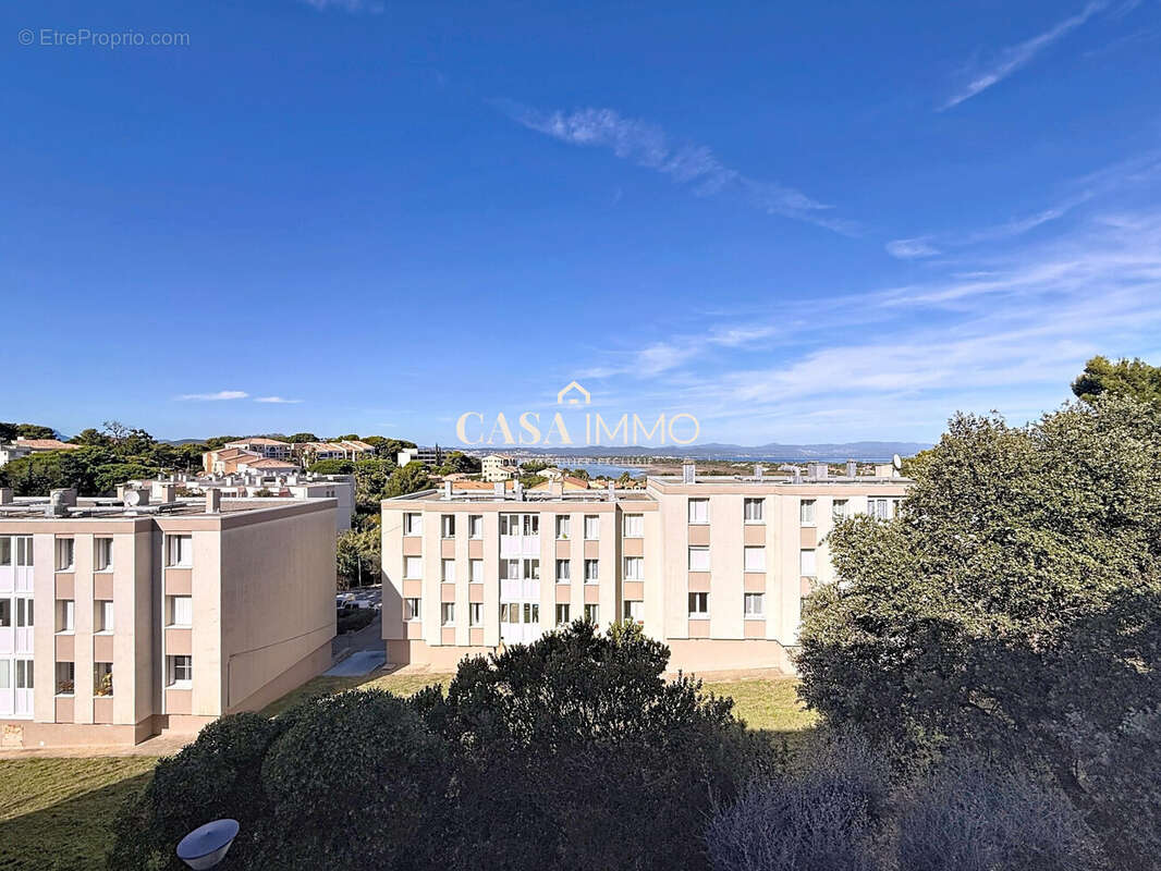 Appartement à HYERES
