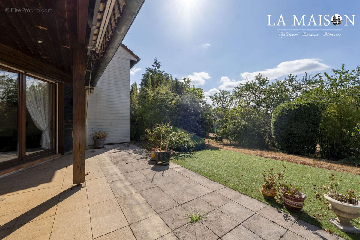 Maison 128 m² à Hauteville-Les-Dijon  - photo 9