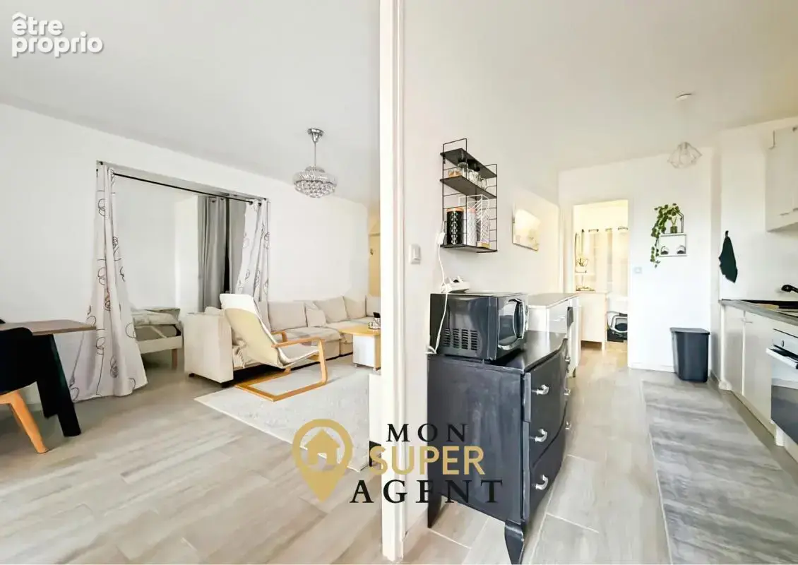 Appartement 4 pièces 82 m² à vendre à Melun (77000) - photo 8