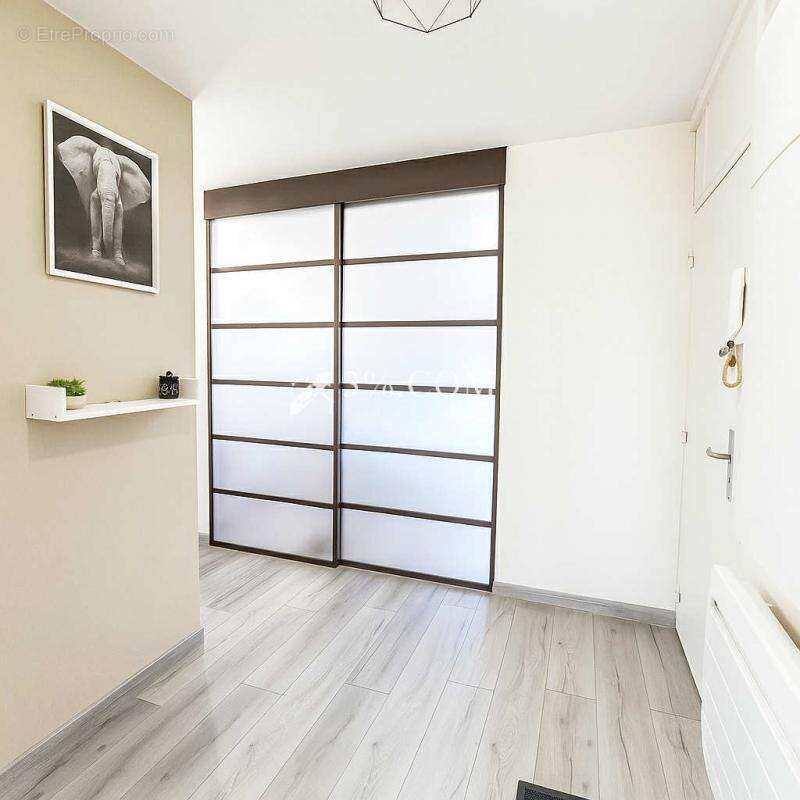 Appartement à ROSIERES-AUX-SALINES