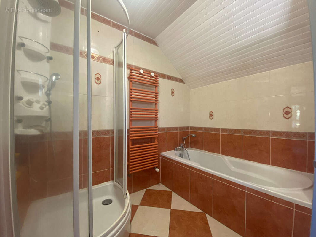 Maison à LE GROS-THEIL