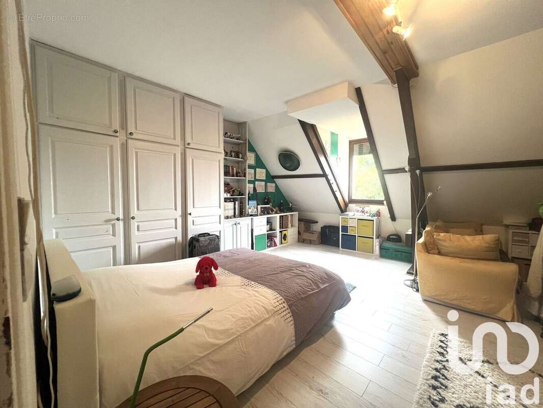 Maison 178 m² à Villers-Saint-Frambourg  - photo 9