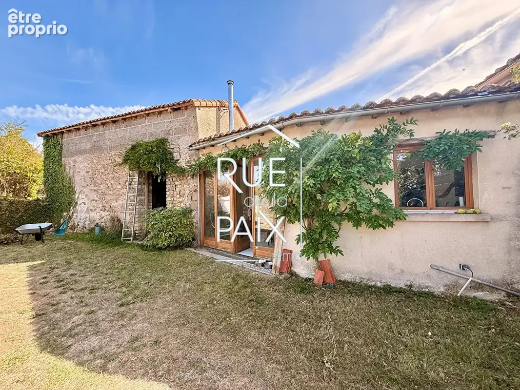Maison en pierre à Lhoumois - photo 2