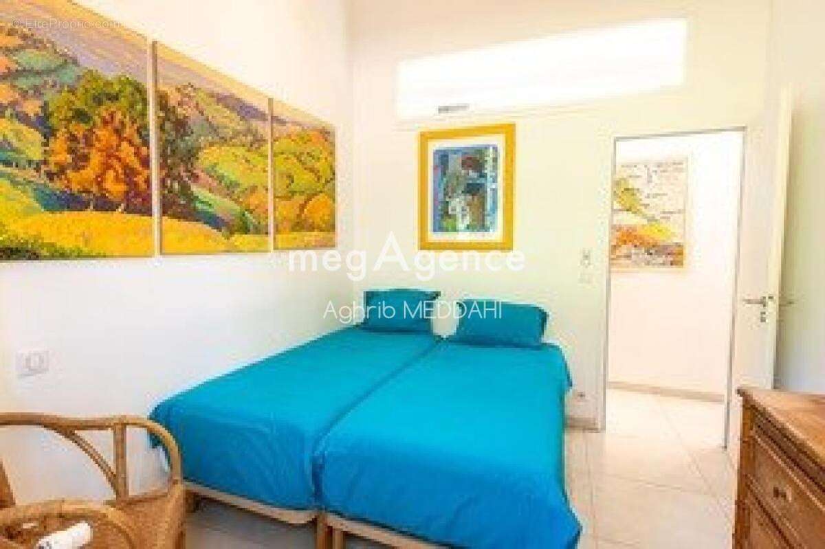 Maison à SAINT-GEORGES-DE-DIDONNE