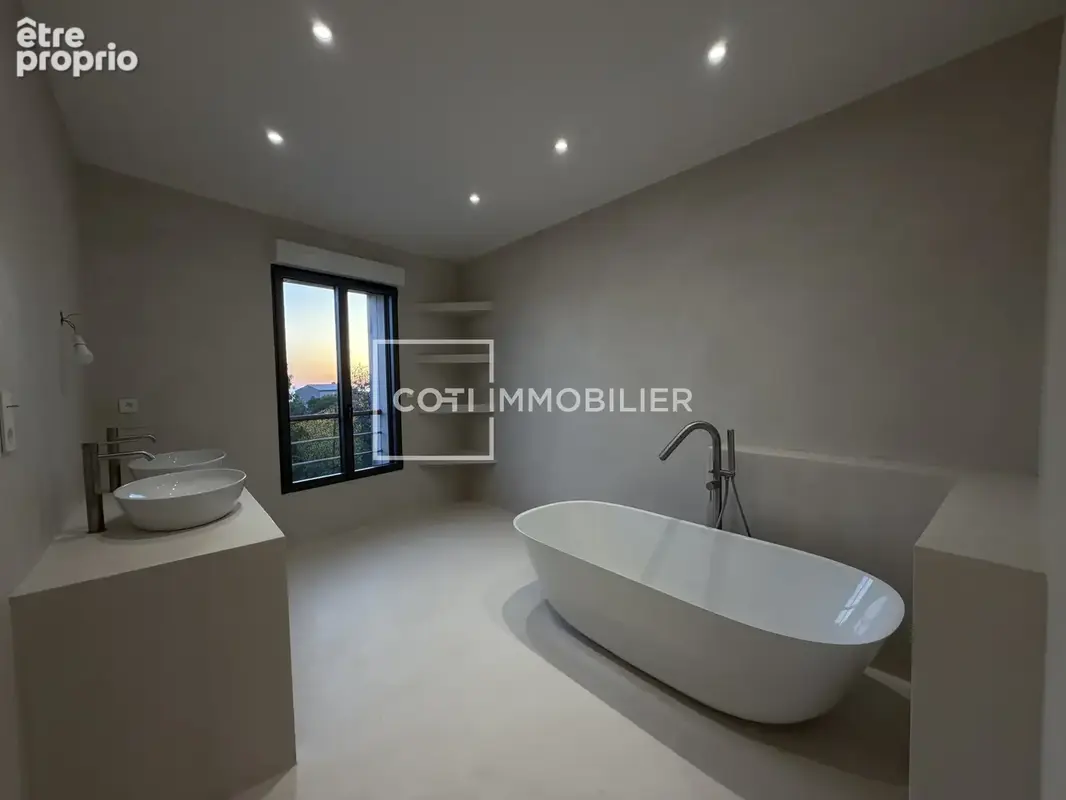 Rive sud du golfe d'ajaccio - villa d'architecte vue mer avec piscine et sauna - 380m2 - photo 15