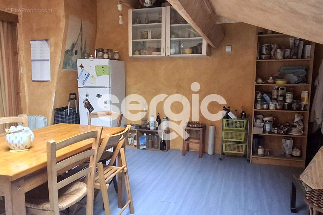 Appartement à IVRY-SUR-SEINE