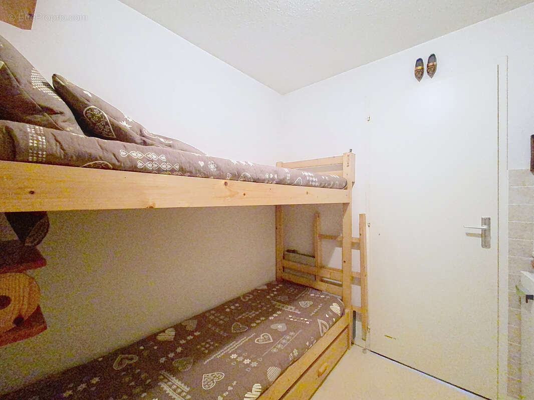 Appartement à MORILLON