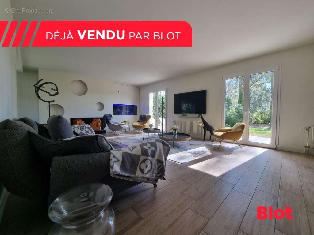 Maison 200 m² à Pace  - photo 7
