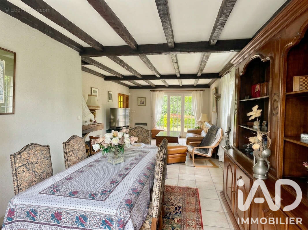 Photo 5 - Maison à EVRY-GREGY-SUR-YERRE