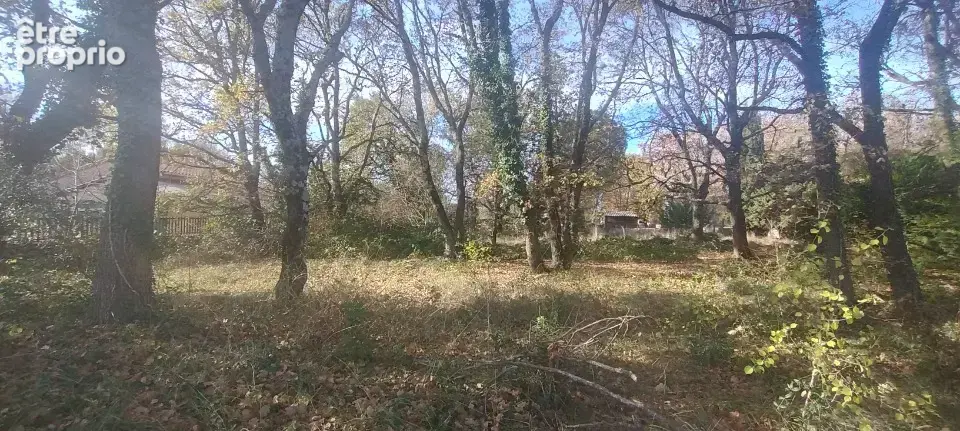Terrain 1 800 m² à vendre à Barjac (30430) - photo 3
