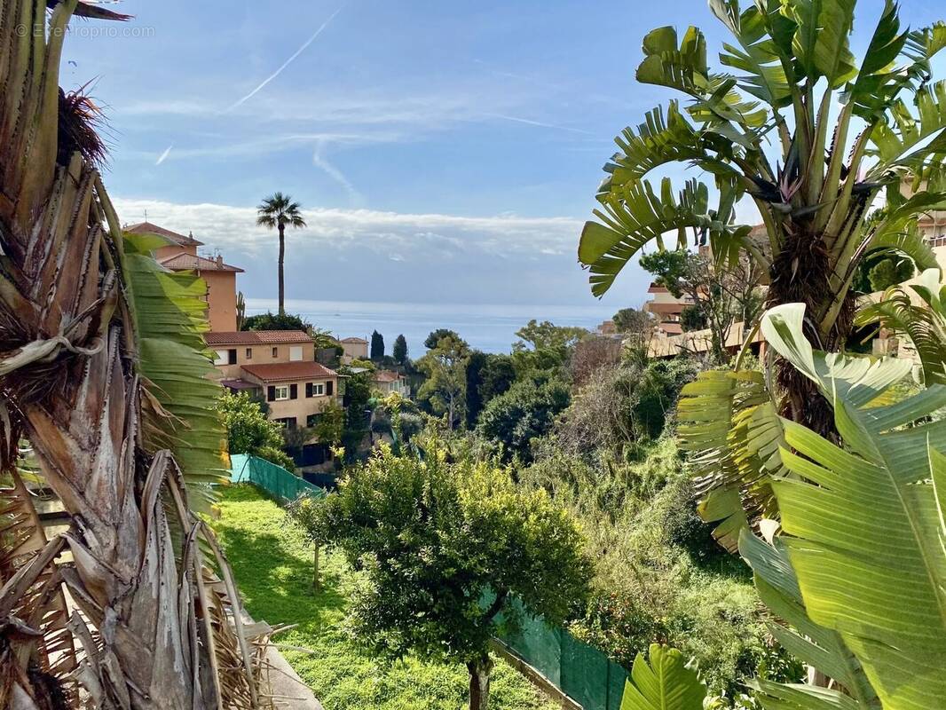 Appartement à ROQUEBRUNE-CAP-MARTIN