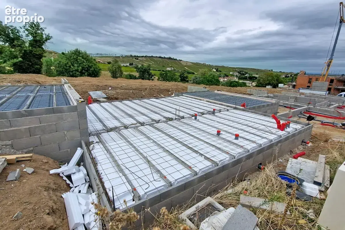 Maison neuve 3 chambres avec jardin et garage – Fleurie – PSLA - photo 2