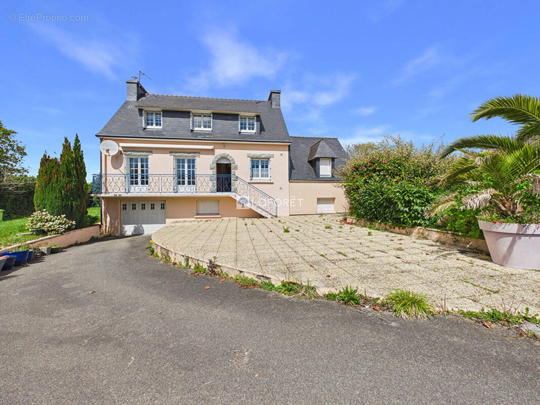 Maison à GOUESNACH
