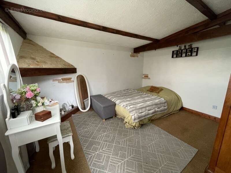 Maison à CLUGNAT