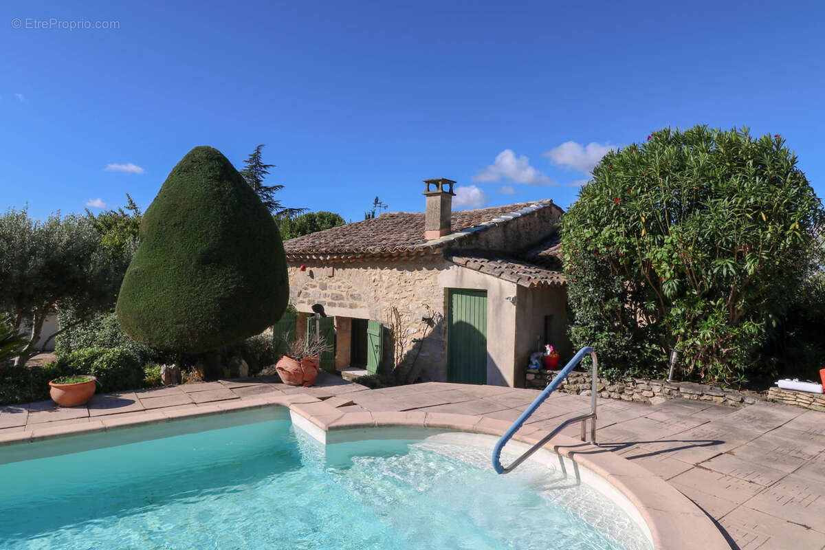 Maison à UZES