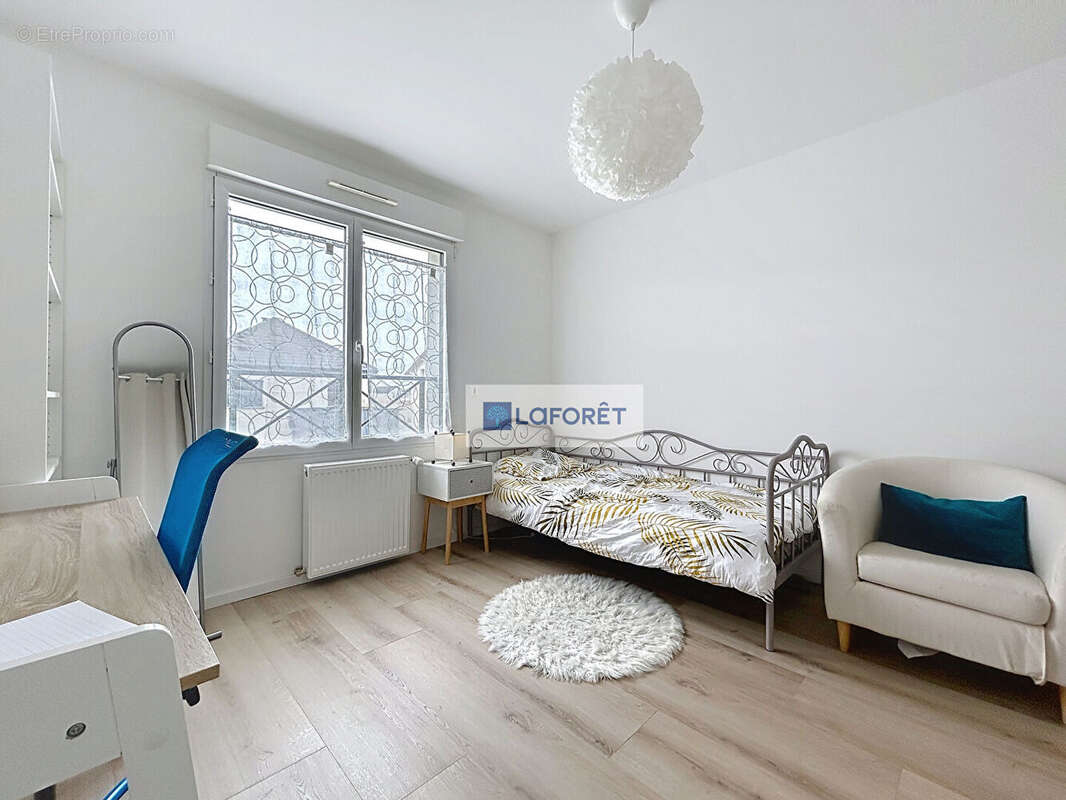 Maison à SARTROUVILLE