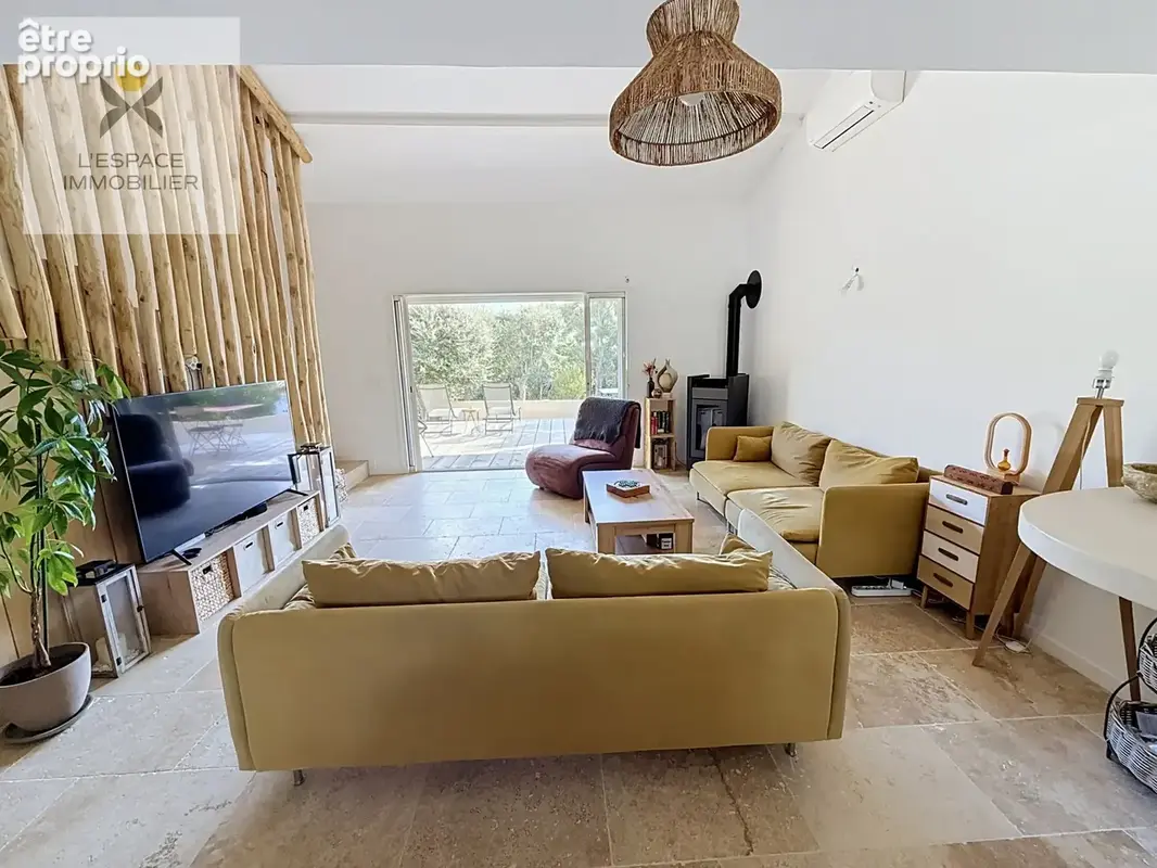 Maison familiale type 4 avec piscine   Calme et proche de toutes les commodités - photo 4