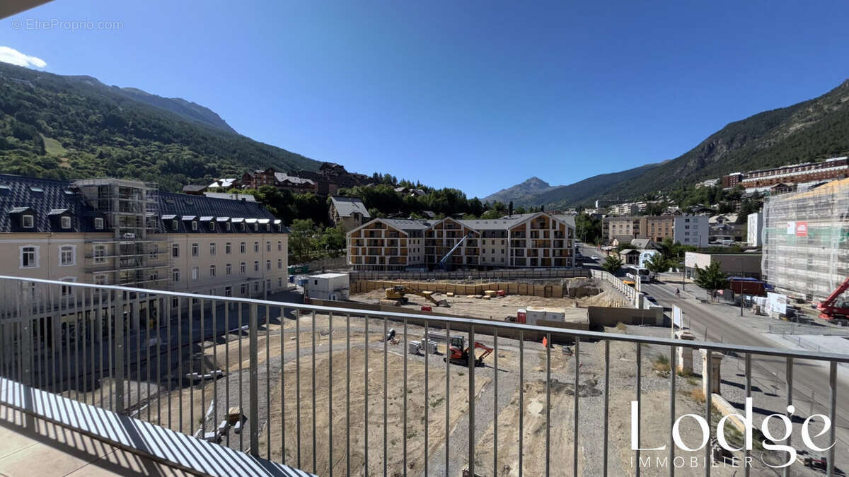 Appartement 2 pièces 45 m² à vendre à Briancon (05100) - photo 3