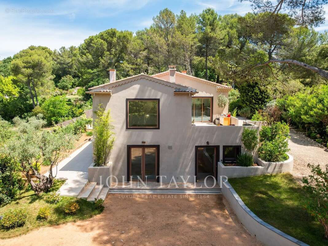 Maison à AIX-EN-PROVENCE