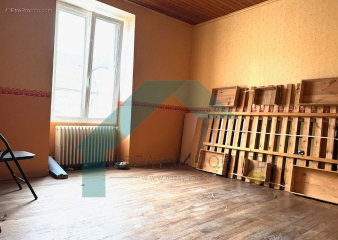 Maison à MARSAC-SUR-DON