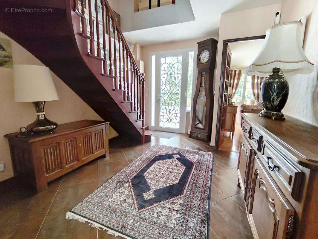 Maison à MONTMIRAIL