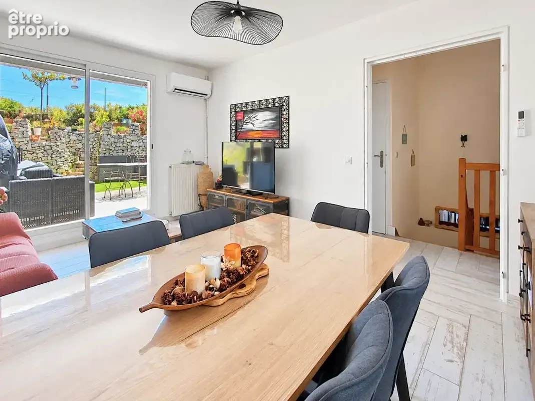 Maison type 4 mitoyenne avec jardin ,garage et 1 place de parking privative - photo 5