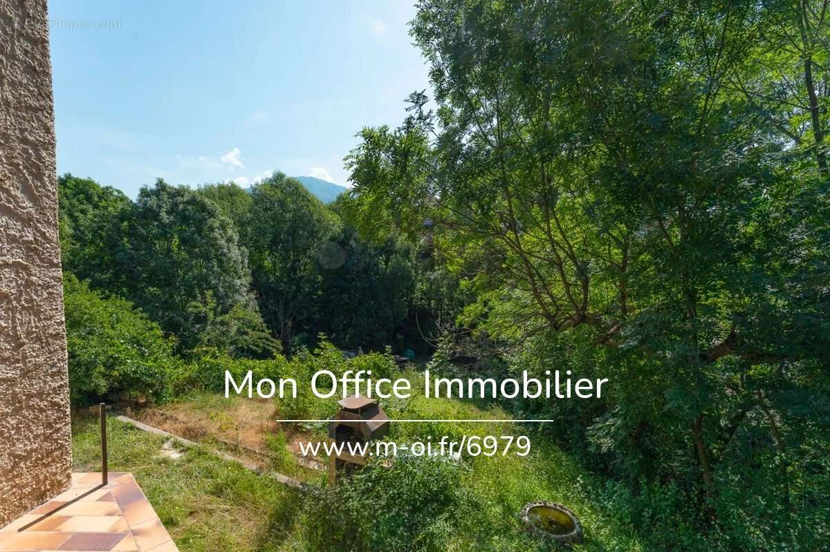 Référence : 6979-MBE - Maison 230m² à rénover - proche du centre ville - photo 8