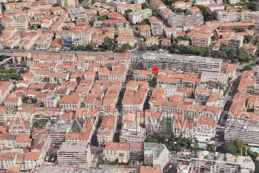 Parking à CANNES